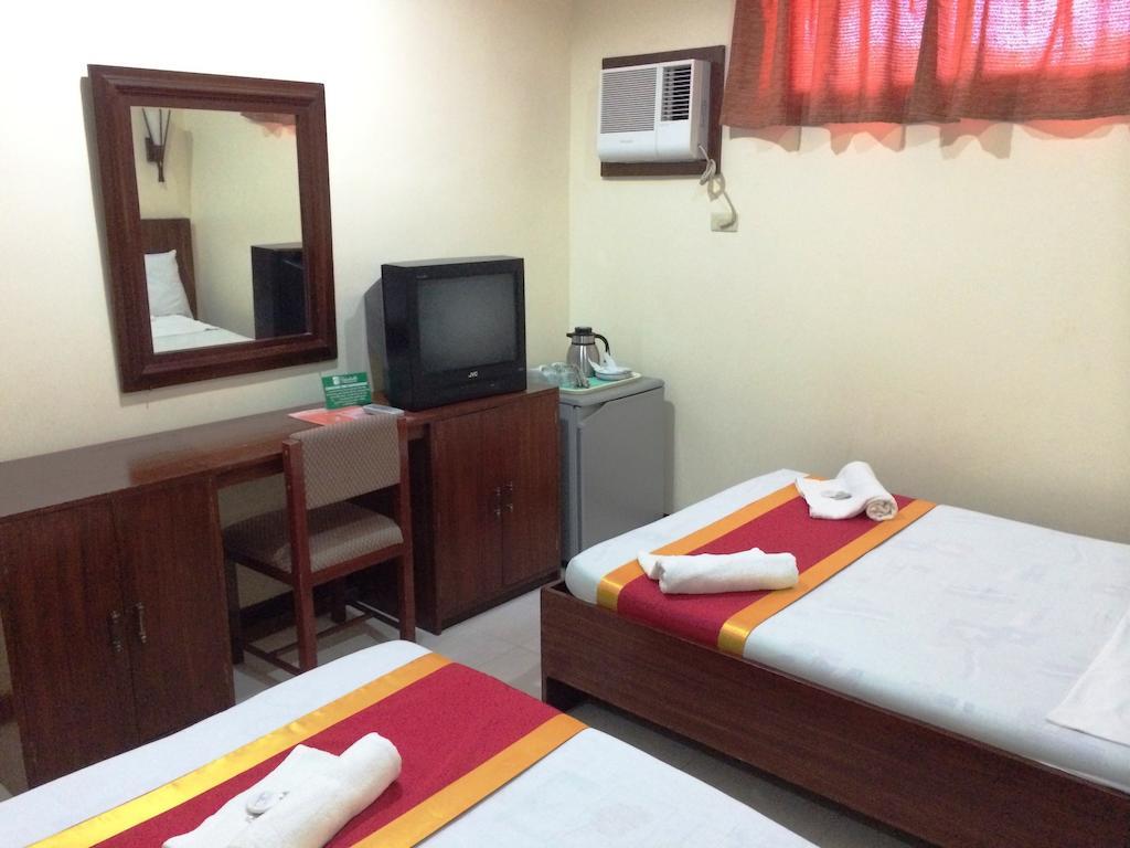 Bed and Breakfast Ysabelle Mansion Puerto Princesa Exteriér fotografie