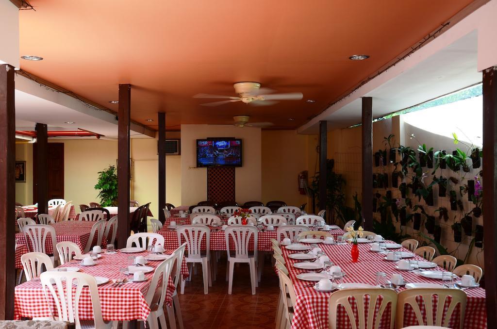 Bed and Breakfast Ysabelle Mansion Puerto Princesa Exteriér fotografie