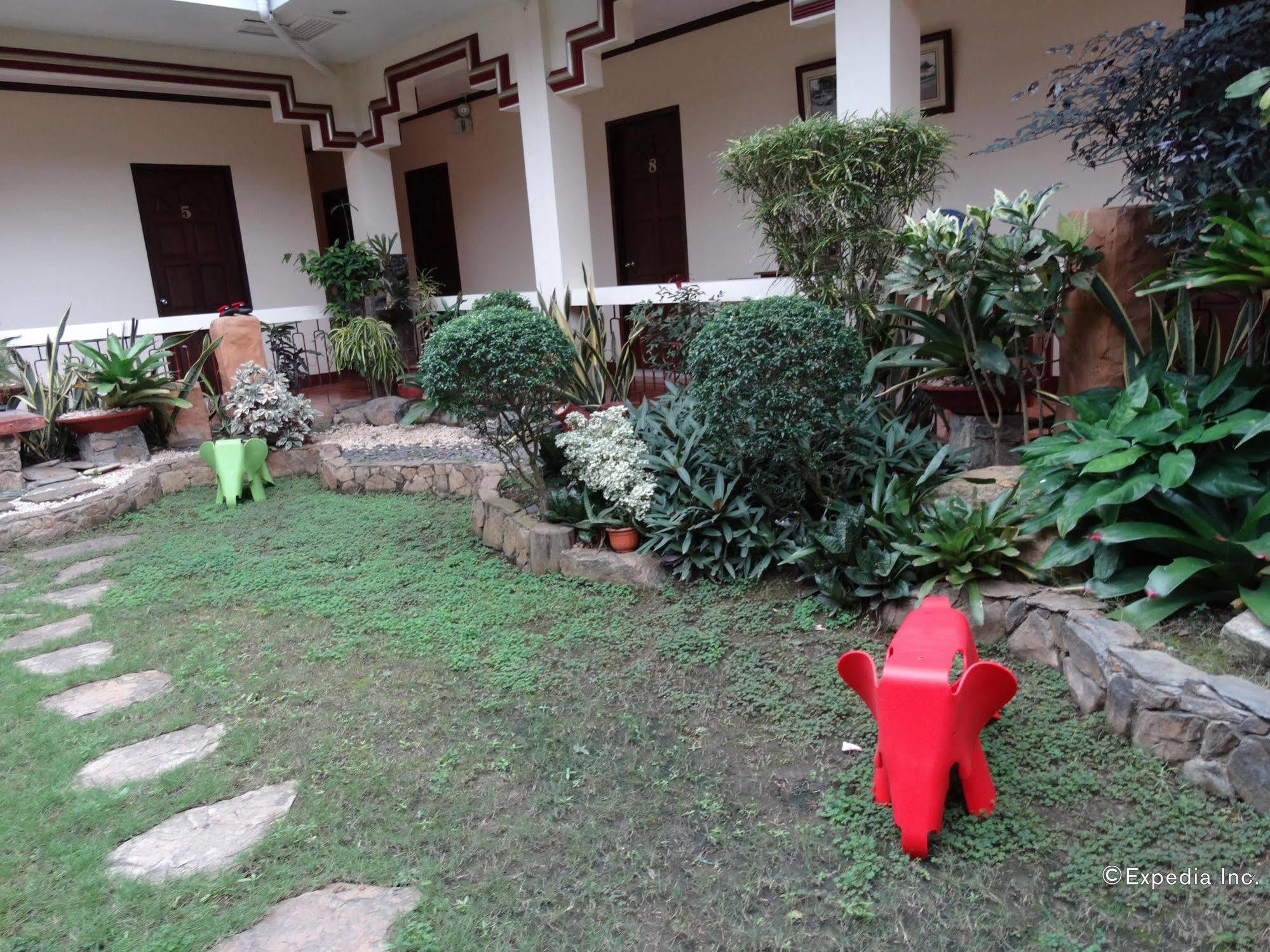 Bed and Breakfast Ysabelle Mansion Puerto Princesa Exteriér fotografie